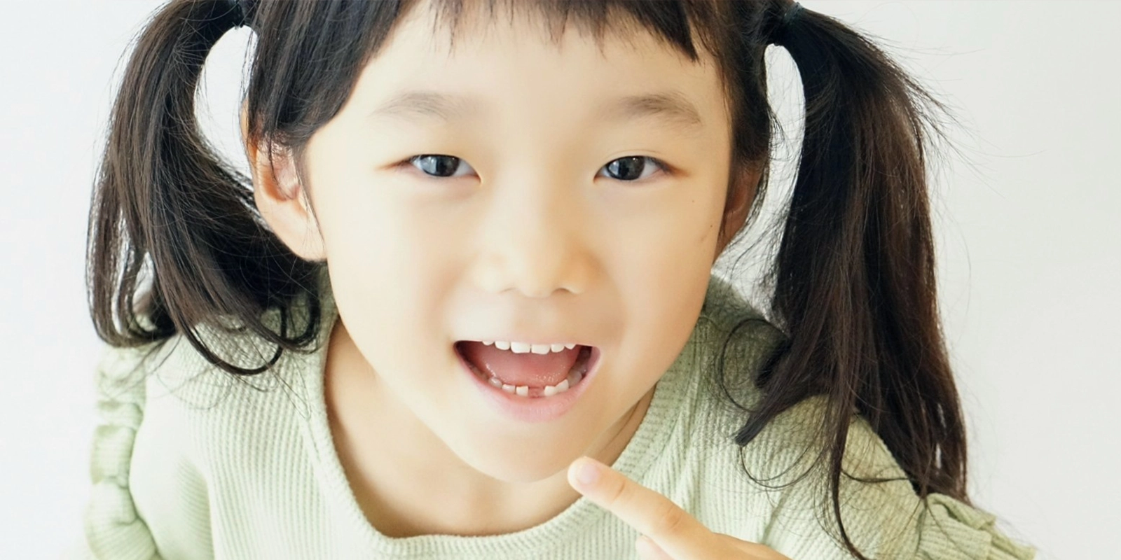 生え変わりの時期と順番、どの歯からどの順で生え変わるか